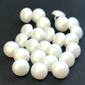 10 ivory pearl buttons, 12mm round buttons, wedding buttons, resin button, imitation pearl, dome, craft buttons, pearlescent button