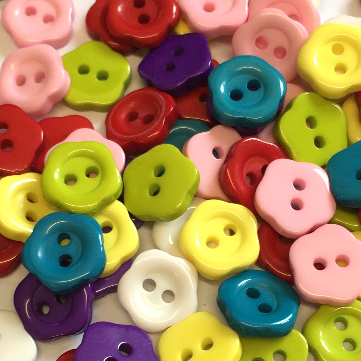 20 Tiny 10mm Flower Shaped Buttons Mixed Colour Flower Etsy UK