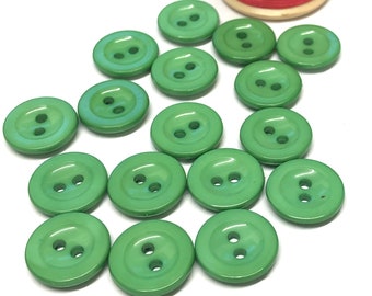 Lot De 16 Boutons Verts Occasion – Diverses Matières, Origine France, Parfait Pour Customisation