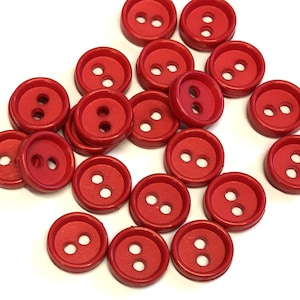 10 Red Resin Buttons: 14mm Round Craft Buttons