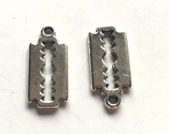 10 x silver metal razor blade charms, silver razor charms, blade charms, silver charms, charms uk, jewellery making, charm bracelet, punk