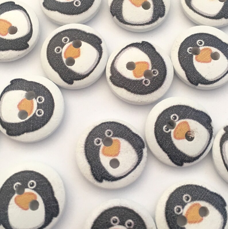 10 x painted white wood 15mm buttons with cute zebra design childrens knits,