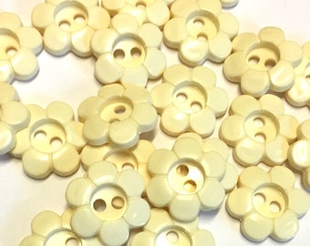10pcs Cream Flower Buttons: 15mm Novelty Plastic Buttons