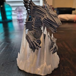 Monster Hunter Wilds - Jin Dahaad Paintable 3D Gedruckte Figur (ohne LED)