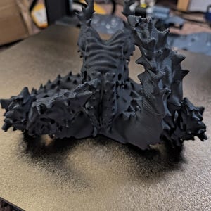 Monster Hunter Wilds - Nu Udra Figura stampata in 3D verniciabile (versione solida)