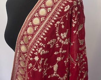Rojo Organza Zari Bordado Dupatta Chunni