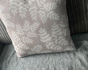 Floral plant cushion cover