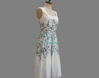 50&#39;s style Laura Ashley white circle summer dress with square neck, wisteria lilac cascading flowers, full skirt, Size Small-Medium