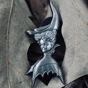 Victorian Style Witch Pin- Halloween Accessories, Gothic Brooch, Gibson Girl, Edwardian Fashion, Witchcraft