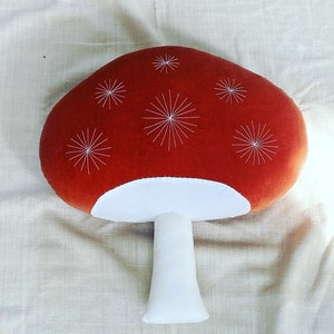 Large Star Agaric mushroom cushion in Rust image 1