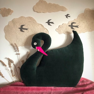 Green velvet Swan Cushion