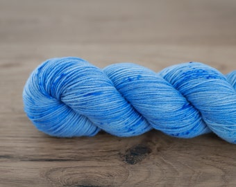 Hand dyed Merino Fingering Yarn extrafine superwash Merino sock wool hand dyed knitted wool wool