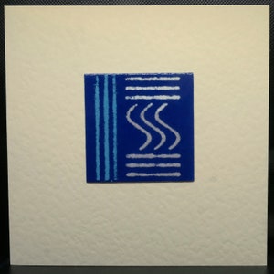 Carte carrée émaillée à la main. Carte de voeux. Dessin abstrait sur panneau d’aluminium. Vide pour le message. Un seul disponible.