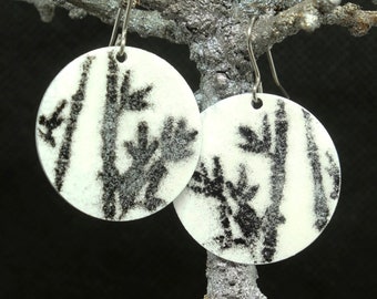 Round Enamel Earrings  / Black and White /  Japanese bamboo theme / Aluminium base / Statement Earrings / Gift for Her
