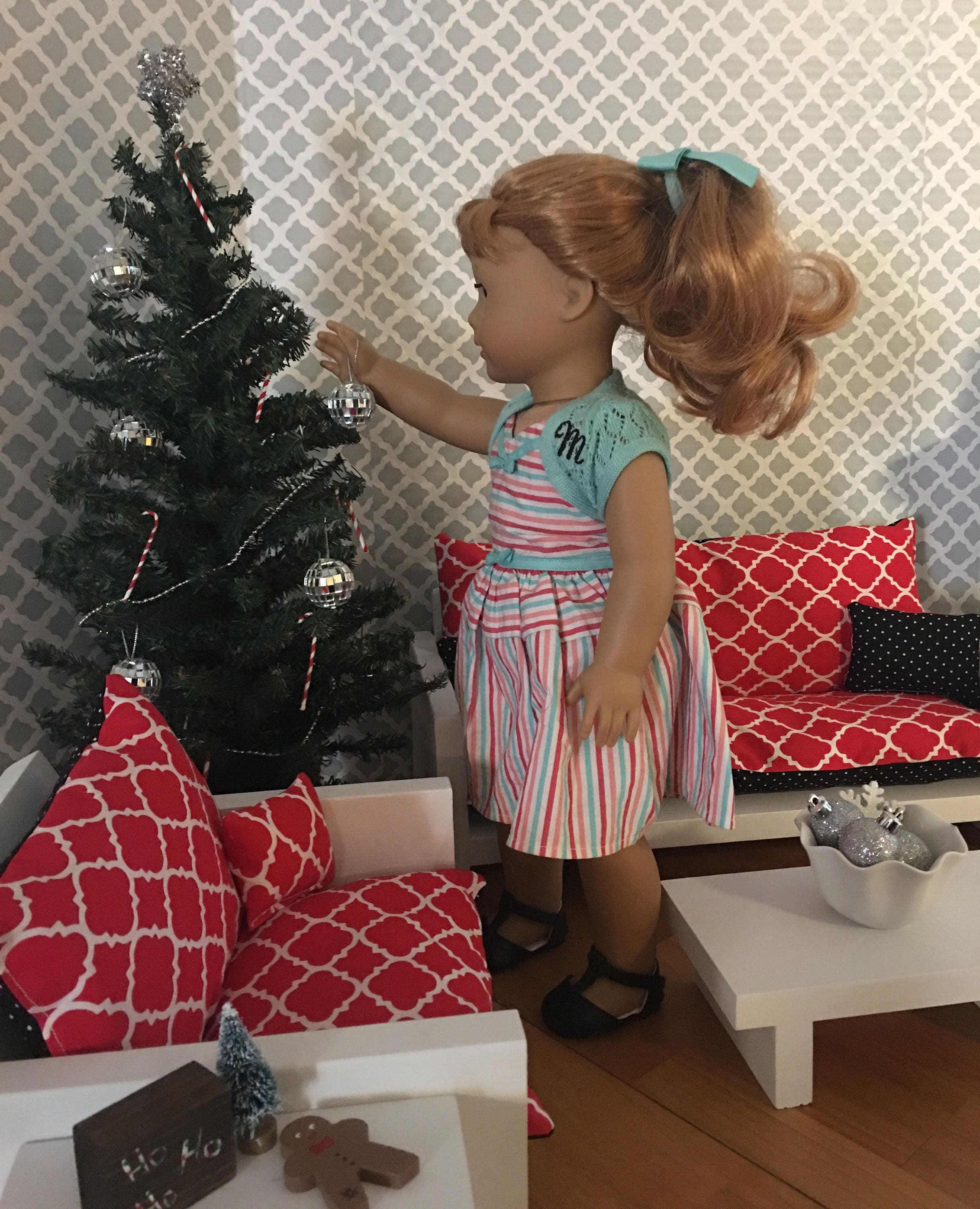 complete living room set and christmas decorations for 18 dolls fits the american girl dolls - Christmas Decorations For American Girl Dolls complete living room set and christmas decorations for 18 dolls fits the american girl dolls - Christmas Decorations For American Girl Dolls