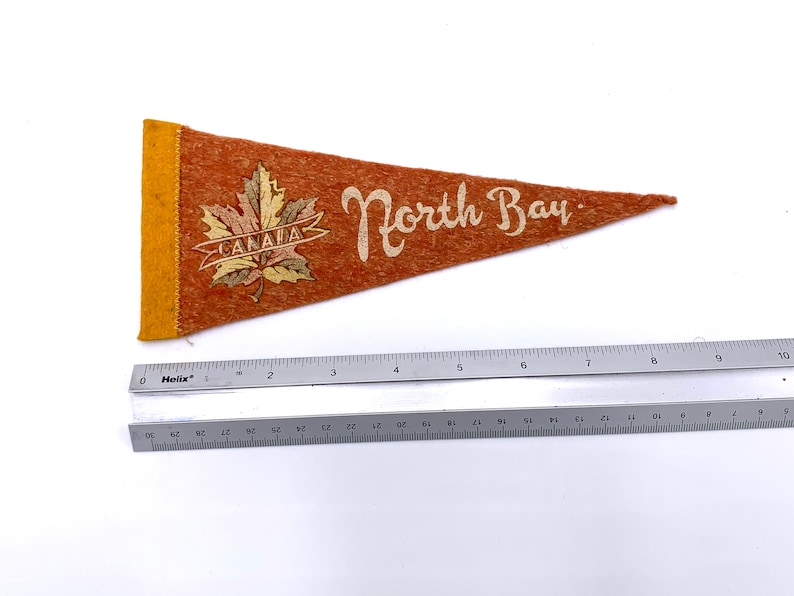 North Bay Canada CA 9 Vintage Pennant 1950/'s Road Trip Tourist Travel Souvenir Felt Flag