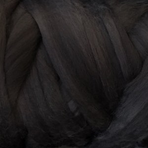 Dunkelbraun Bärenfarbe 1,2 Unzen 19 Mikron Merinowolle Kammzug extra fein Filzen Nuno-Filzen Spinnen Weben Stricken extra-feine Tops Lieferungen