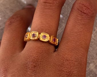 Ruby Eternity Band – Vintage Gold Ring with Red Stones – Birthstone for July