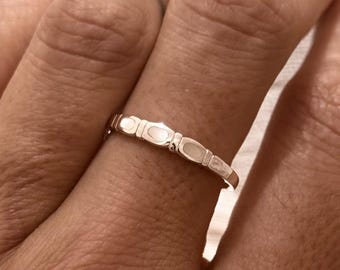 White Shell Ring – Sterling Silver Shell Band, Minimal Ocean Ring, Mother of Pearl Style Stacking Ring
