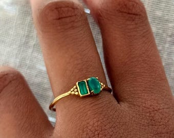 Classic Emerald Ring – Dainty Gold Band with Two Natural Stones