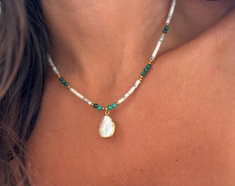 Malachite Necklace – Freshwater Pearl Beaded Choker – Green Stone Boho Necklace
