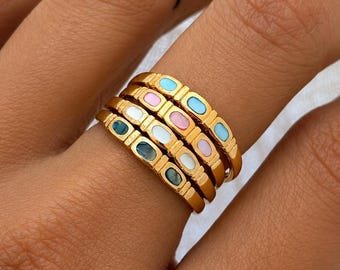 18K Gold Vermeil Shell Ring — Mother of Pearl Round Band — Boho Stacking Gift