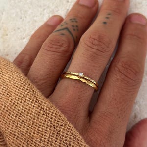 Facetterad 18K guldpläterad ring, mattbeständig stapelarmband