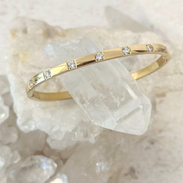 Gold Bangle Classic 18K Gold Tarnish-Resistant Dainty Zircon Simple Shower-Friendly Jewelry