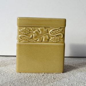 Vintage Höganäs Keramik Vase Made in Sweden Keramik Vase Mid Century Modern Yellow Vase Stoneware Ceramic Swedish design Art Vase