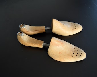 Par de hormas para zapatos vintage, moldes de madera para zapatos de moda de mediados de siglo, moldes de madera para ensanchadores de zapatos, protectores para pares de hormas para zapatos, moldes de madera para zapatos
