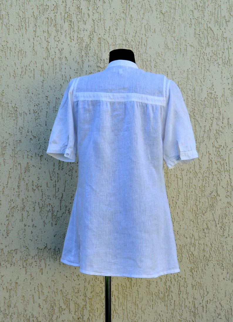 White Linen Blouse Vintage Linen Tunic White Shirt Womens Linen clothing Oversize linen Boho buttons up blouse Medium Size