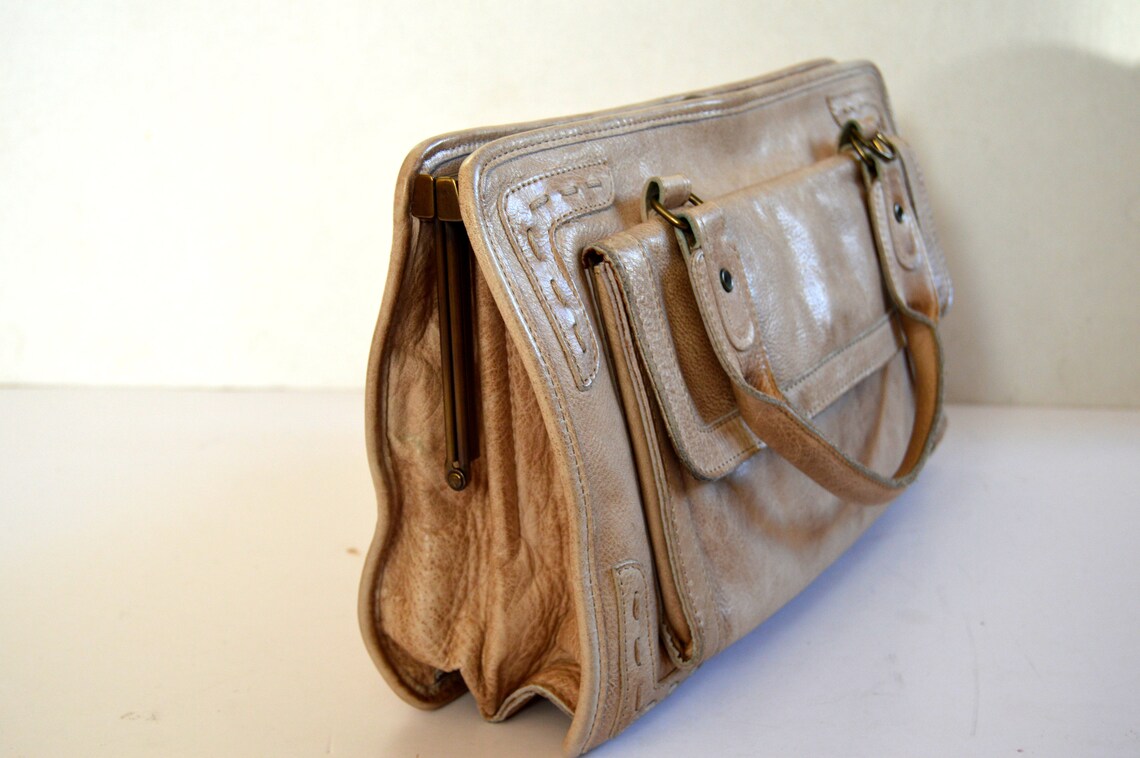 Brown Leather Bag Vintage leather hand bag retro funky leather purse Woman Bag Tan Leather Shoulder Bag Light Brown Hippie Boho Folk handbag, foto 3 di 5