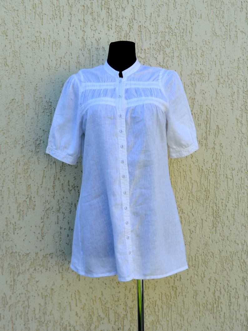 White Linen Blouse Vintage Linen Tunic White Shirt Womens Linen clothing Oversize linen Boho buttons up blouse Medium Size