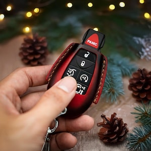Leather Key Fob Cover for Chrysler Dodge Challenger Charger Durango Grand Caravan Journey Magnum Ram Commander Grand Cherokee Christmas Gift