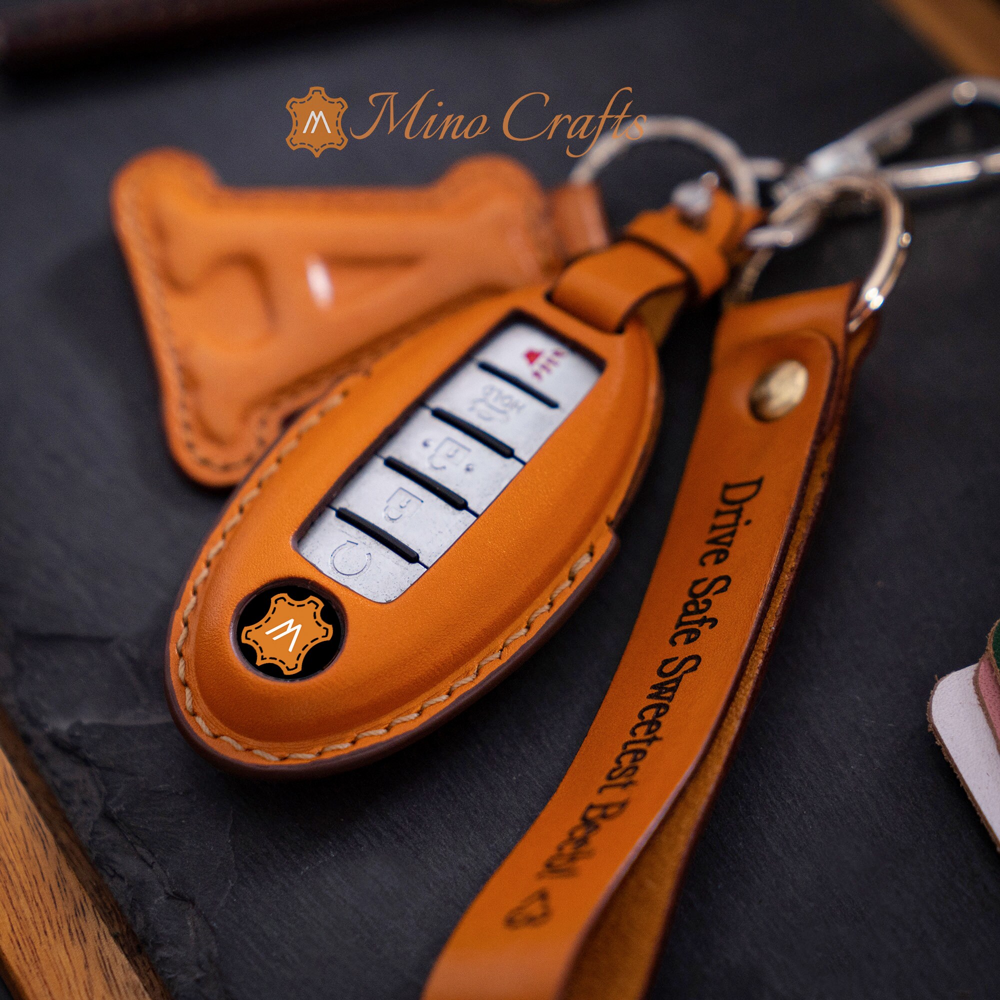 Leather key fob cover case fit for Nissan N6 remote key - Car key cov, €  19,95