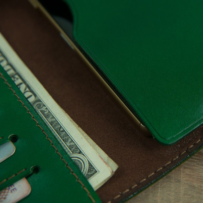 Green Checkbook Wallet Gift for her Minimal Long Wallet with phone holder Bifold Leather Wallet Hand Stitched Long Wallet Gift for him