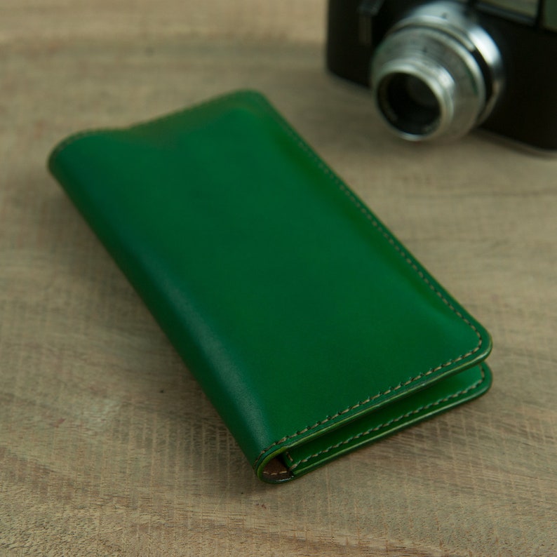 Green Checkbook Wallet Gift for her Minimal Long Wallet with phone holder Bifold Leather Wallet Hand Stitched Long Wallet Gift for him