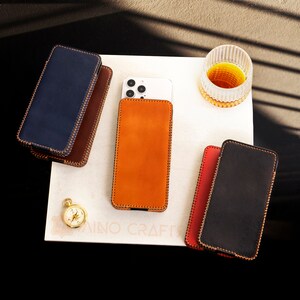 Leather Phone Sleeve for Cell Phone 15 Plus 14 13 Pro max Leather Phone Pouch Holder Custom Leather Phone Sleeve