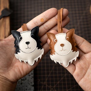 Handmade Leather Border Collie Bag Charm – Border Collie Keychain – Leather Dog Charm – Gift for Dog Lover, Mom, Girlfriend - Mino Crafts