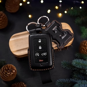 Leather Key Fob Cover Compatible With 2020 2021 2019 2018 Wrangler JL JLU Rubicon Christmas Gift