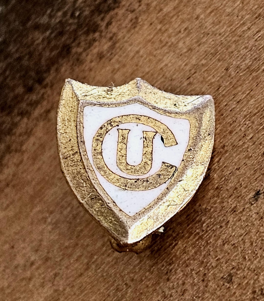 Antique UC University of Cincinnati White Enamel Gold Tone Shield Lapel ...