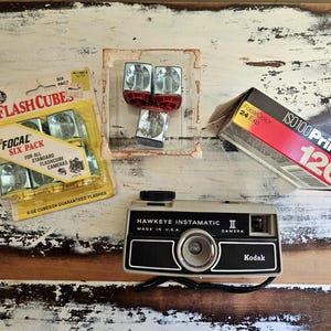 Kodak instamatic camera with flash cube - Etsy 日本
