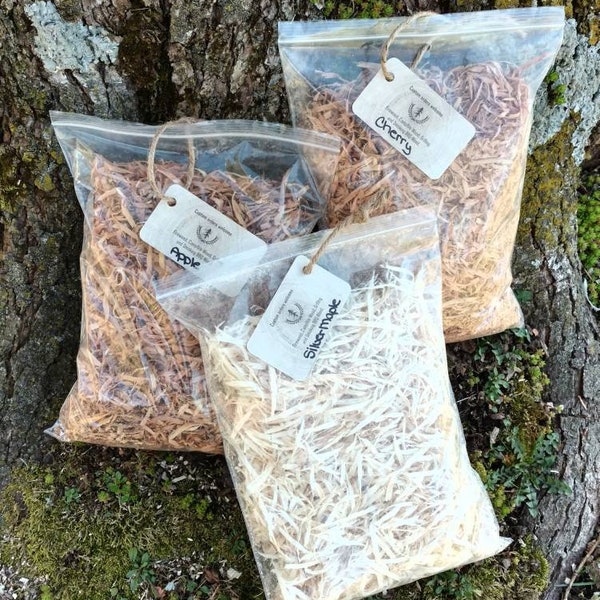 Organic Apple, Cherry or Silver Maple Hand Selected Seasoned Wood Shavings Shreds Smoking BBQ Grill Grilling Cooking for Smoker Box