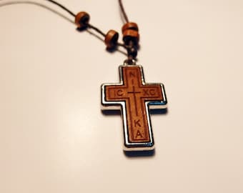 Mens Wooden cross Nacre - Womens Wood Cross Collier nacre - Croix de bois Croix en bois Croix orthodoxe catholique catholique romaine