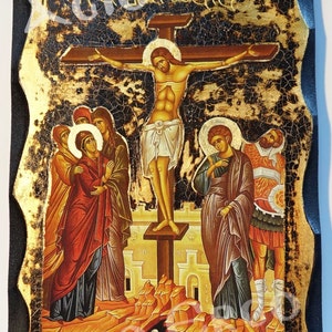 The crucifixion of Jesus - Crocifissione di Gesù - Crucifixion - Handmade Wood Icon on plaque with physical aging and Golden Leaf 24K