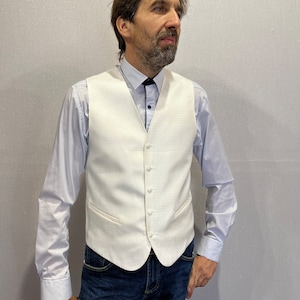 Vintage Gentleman&#39;s Summer Wedding Formal Vest Ivory White Fitted Waistcoat Men&#39;s Classic Vest Size Medium Groom Waistcoat