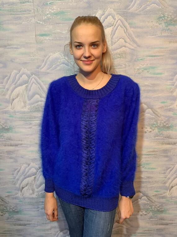 Fuzzy 90s sweater shop