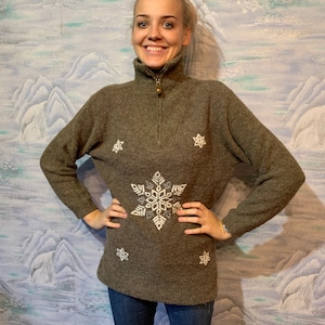Vintage Austrian Unisex Sweater Khaki Wool Acrylic Jumper Dirndl Folk Traditional Bavarian Sweater Small  Size German Loden Trachten Sweater