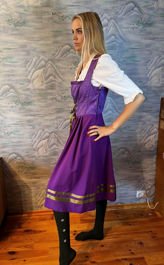 Vintage Purple Dirndl Dress German Austrian Dress Bavarian Folk