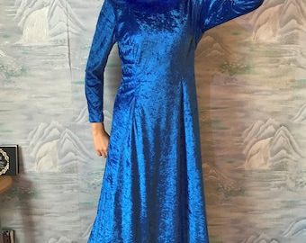 Royal Blue Velvet Body con Dress Long Sleeves Evening Dress, Formal Dress, Bracelet Length Sleeve Dress, Medium Size
